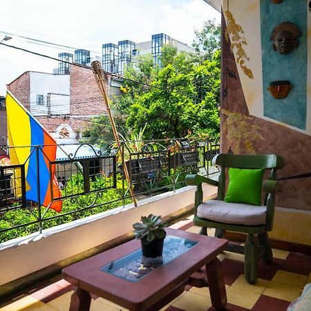 Los Andes Hostel Medellin Exterior photo