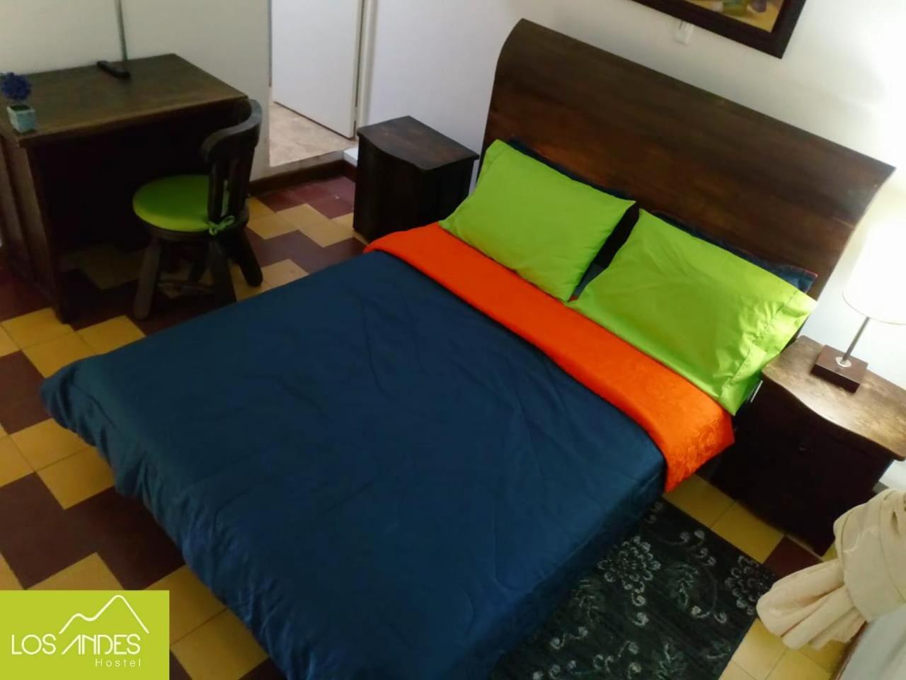 Los Andes Hostel Medellin Exterior photo