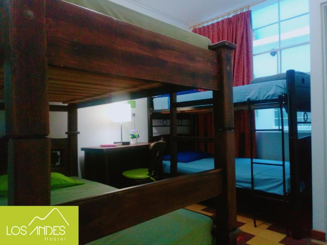 Los Andes Hostel Medellin Exterior photo