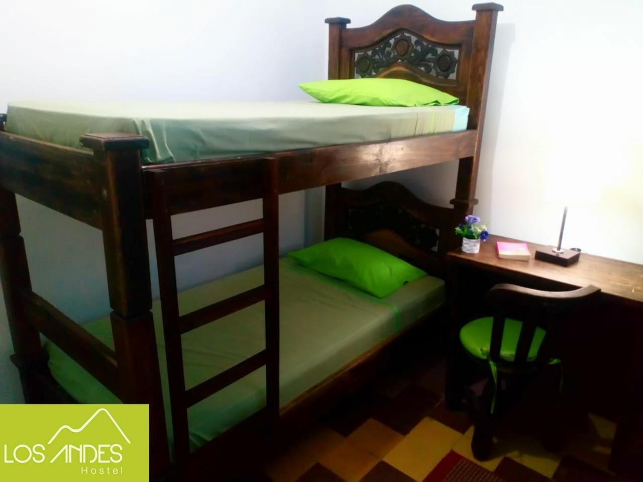 Los Andes Hostel Medellin Exterior photo