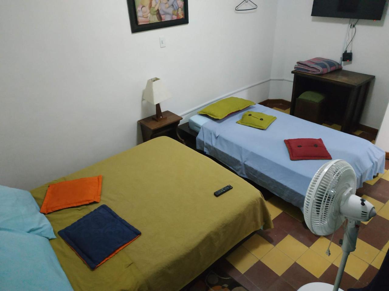 Los Andes Hostel Medellin Exterior photo