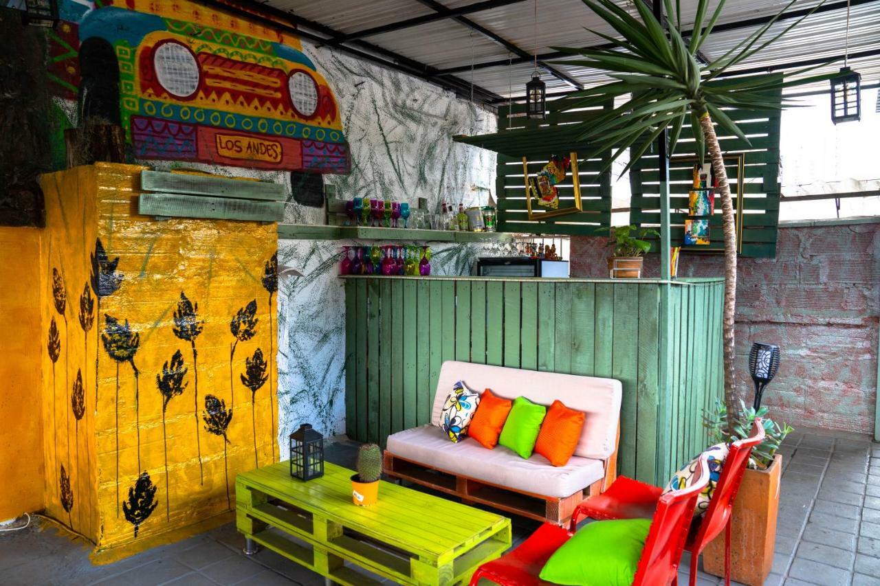 Los Andes Hostel Medellin Exterior photo